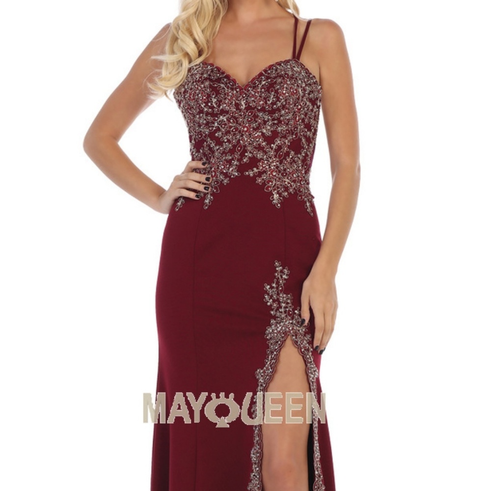 Double strapped fitted embellished evening dress - Picture 5 of 7